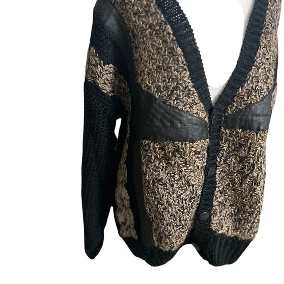 Vintage Forum Grandpa Sweater Cardigan Leather  Grunge medium 
Chunky Snowboard - Picture 2 of 14